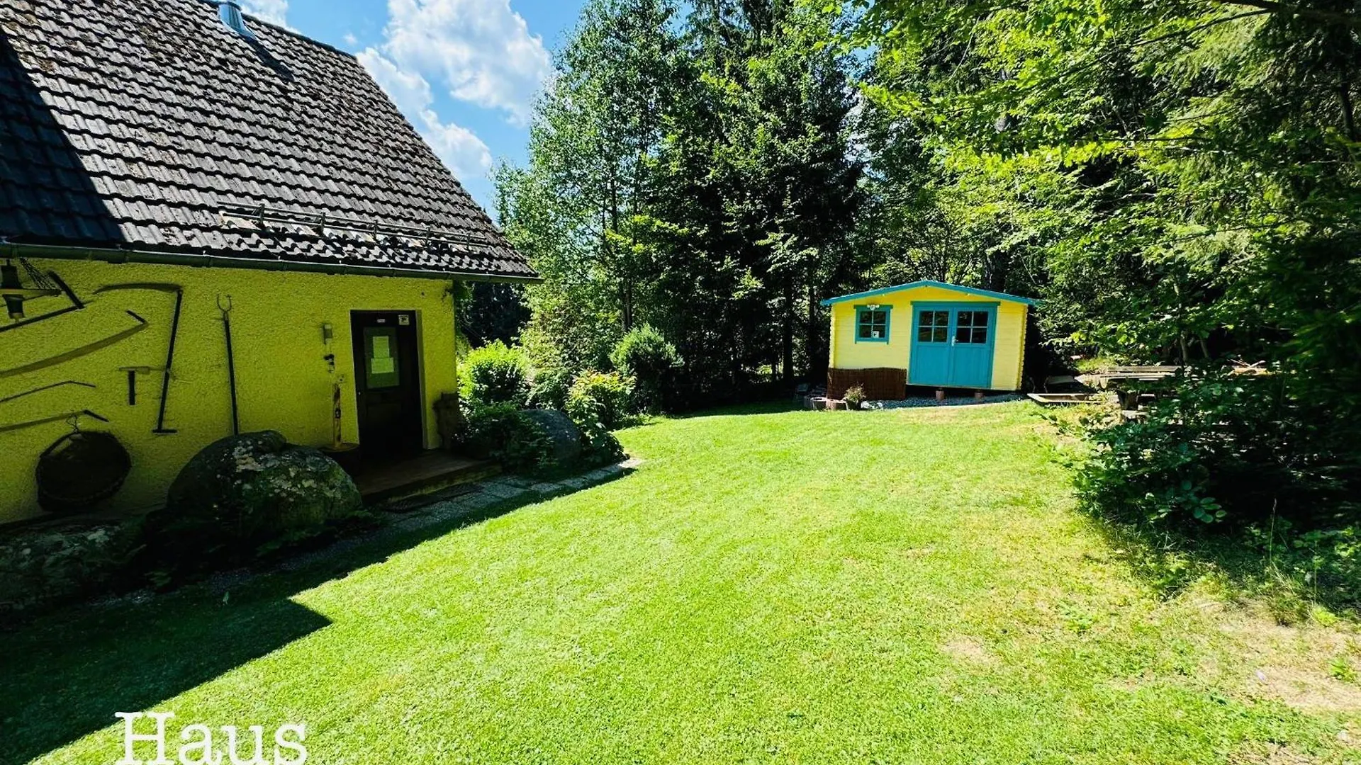 Haus-Daxberg-Idyllisch-Gelegen-Im-Bayerischen-Wald-Ferienwohnung-Mit-Zimmer-Kueche-Bad Eppenschlag
